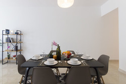 Simsville (D14), Condominium #203736021